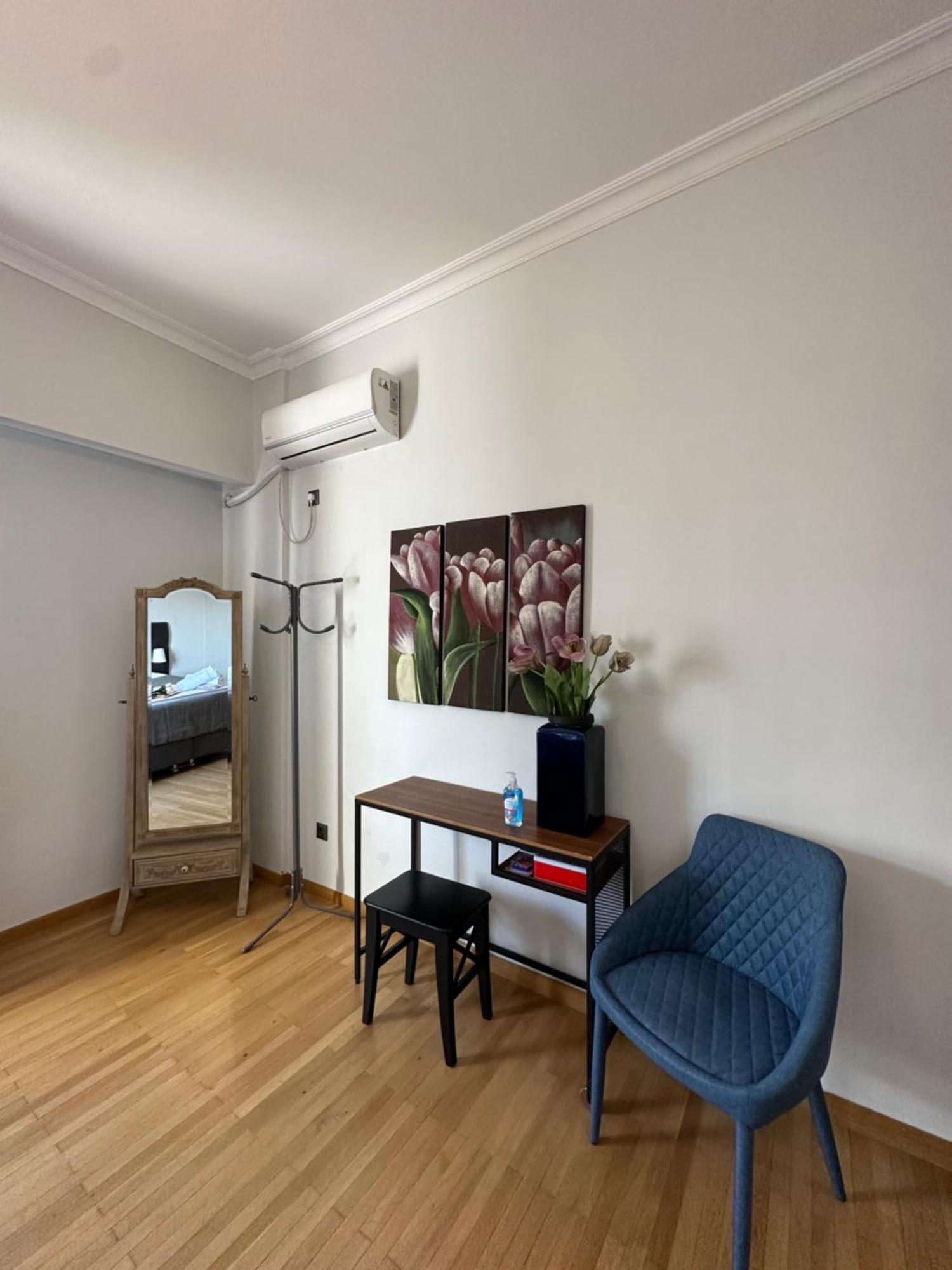 2 Bd Apt In Syntagma With Acropolis View Athen Eksteriør bilde