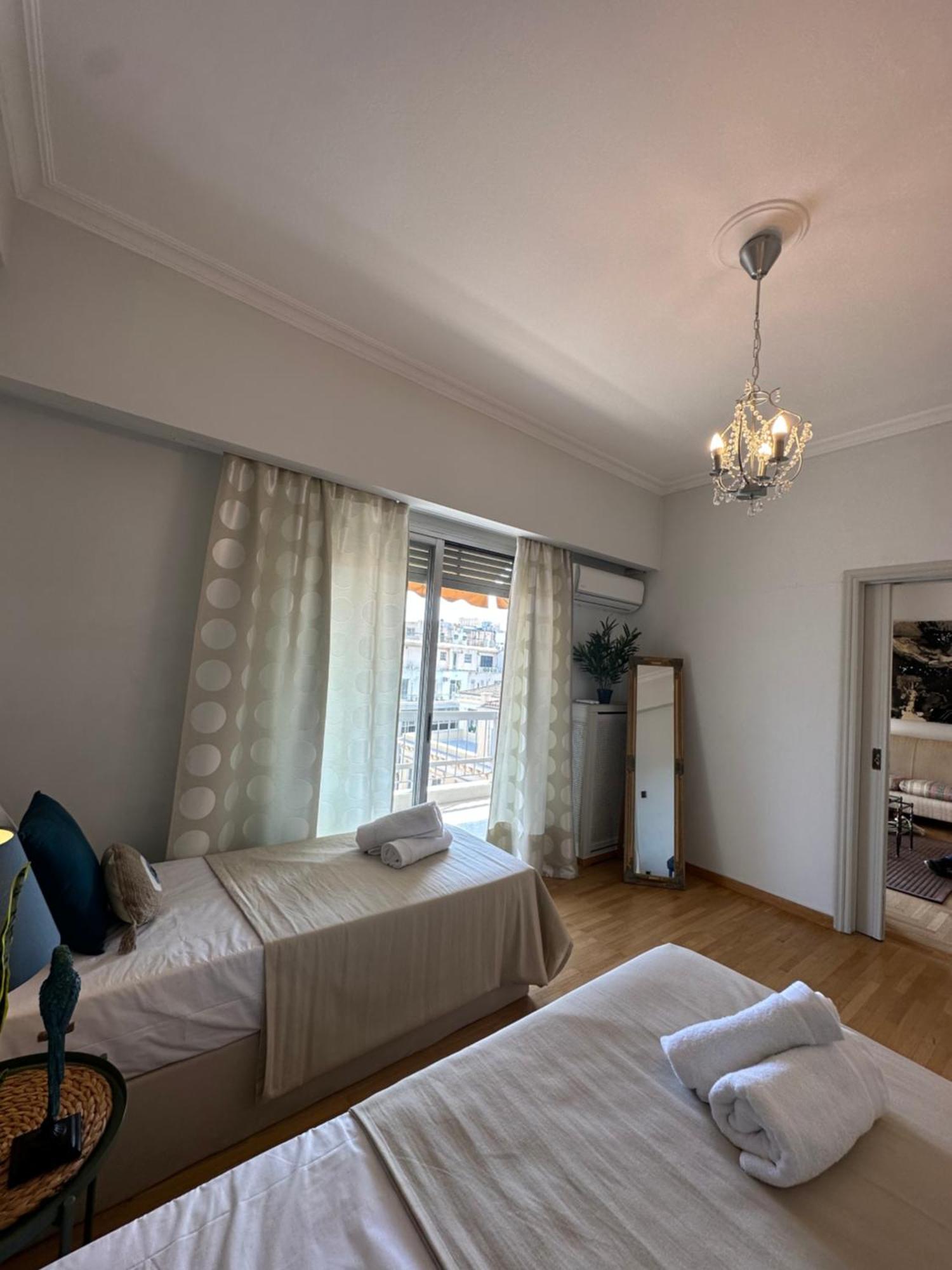 2 Bd Apt In Syntagma With Acropolis View Athen Eksteriør bilde