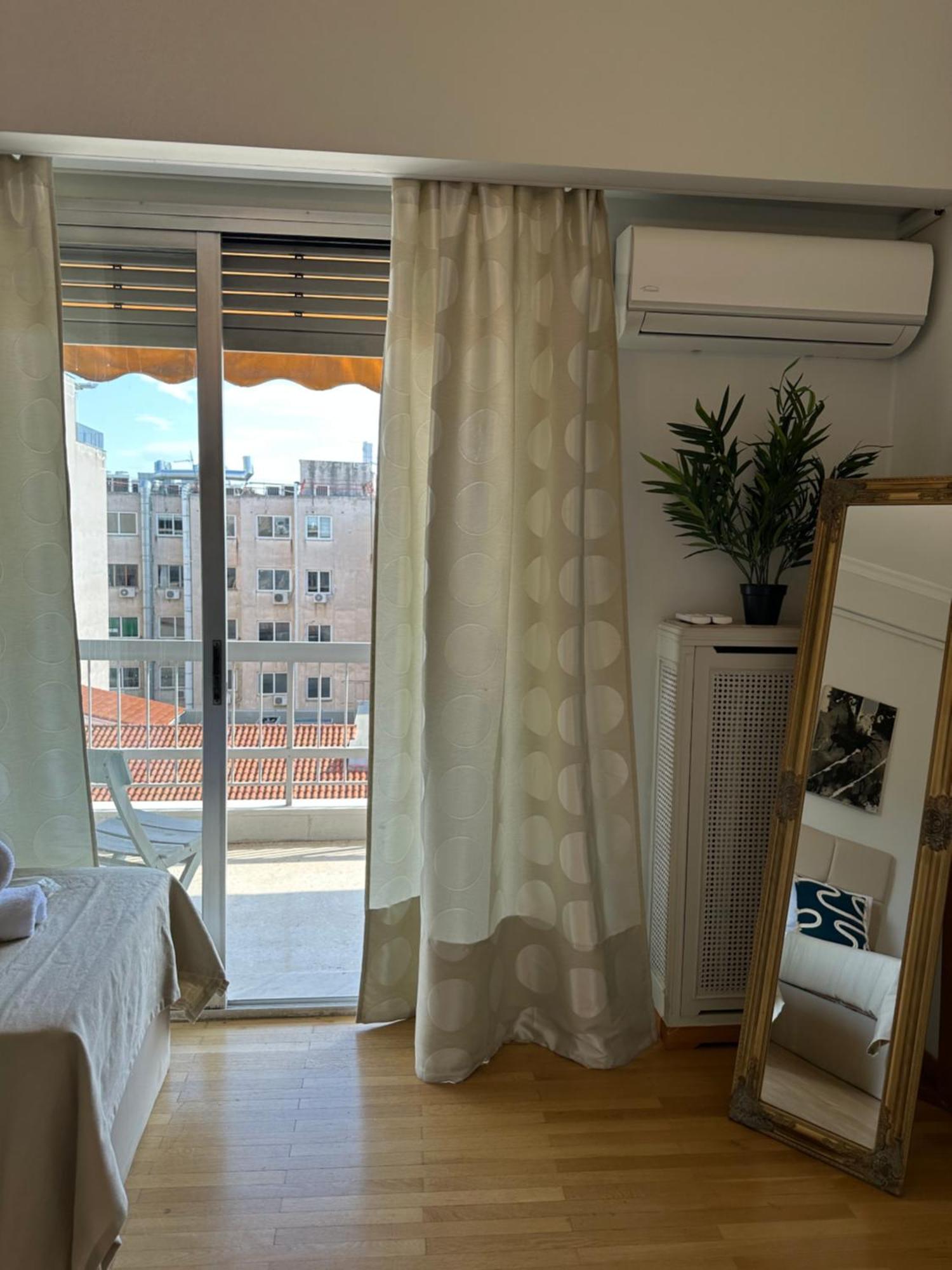 2 Bd Apt In Syntagma With Acropolis View Athen Eksteriør bilde